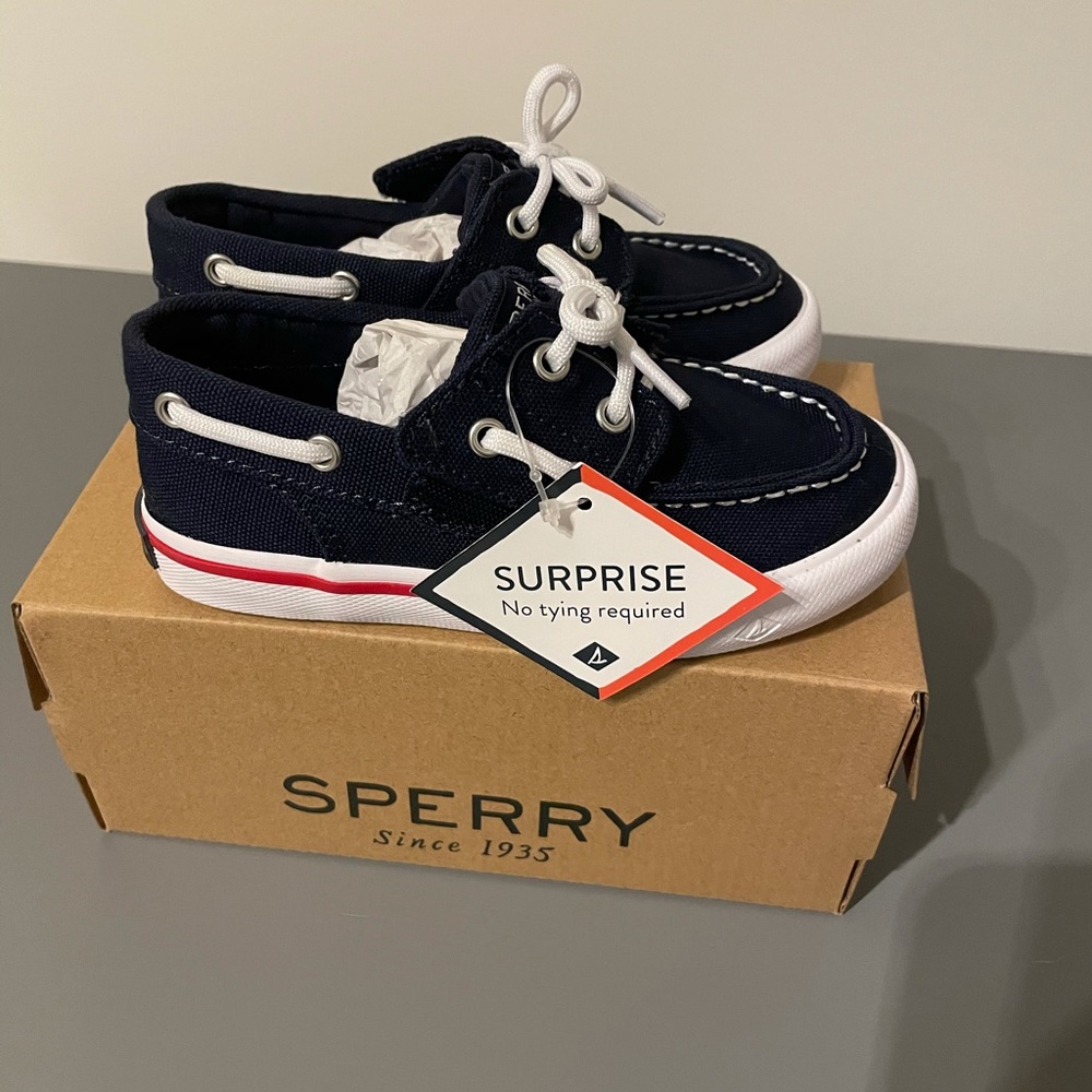 Sperry Kids' Bahama Jr Boat Shoes (Toddler) size 8